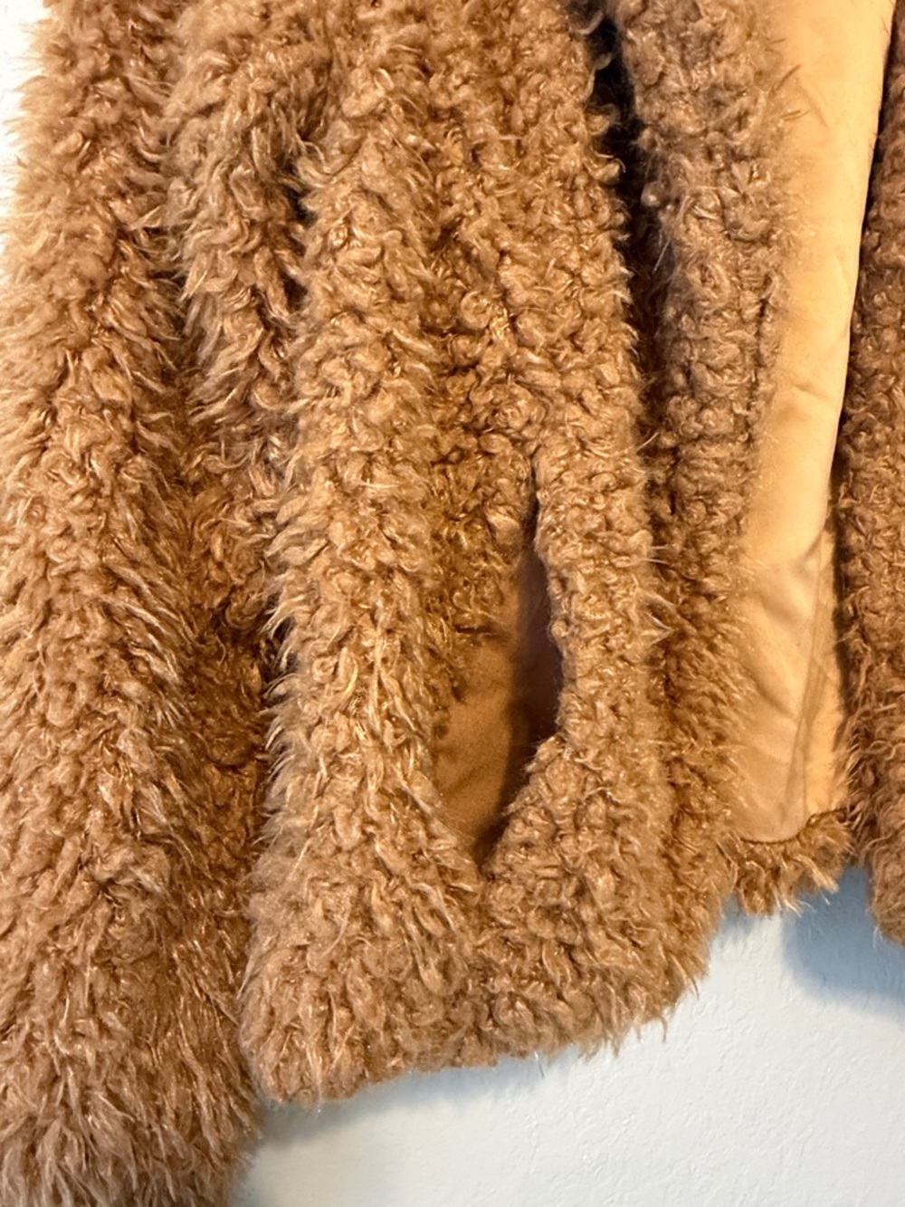 Blank NYC Camel Faux-Sherpa Teddy Jacket - Picture 4 of 6